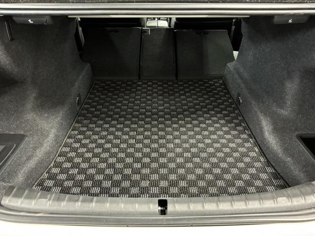 ５シリーズ ５４０ｉ　ｘＤｒｉｖｅ　Ｍスポーツ　サンルーフ／コンフォートＰＫＧ／イノベーションＰＫＧ／Ｈａｒｍａｎ／Ｋａｒｄｏｎサウンド／純正１９インチＡＷ／ＨＵＤ／ソフトクローズドア／ＢＭＷジェスチャーコントロール／マッサージ・シート（27枚目）