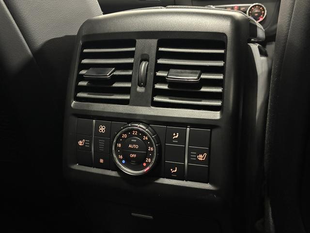 GLS GLS350d 4マチックスポーツ サンルーフ/ハーマンカードン/温冷機能付カップホルダー/AMG21インチAW/レーダーセーフティPKG/ドラレコ/全席シートヒーター/追従クルコン/LEDヘッドライト/純正ナビ&TV/360°カメラ(24枚目)