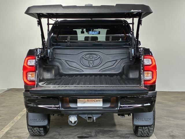 ハイラックス Ｚ　ＧＲスポーツ　３ｉｎｃリフトアップ／電動トノカバー／ウィンチバンパー／寒冷地仕様／アッパーマウント／レクセル１７インチアルミ／オープンカントリーＬＴ２８５／７０Ｒ１７／ＴＲＡＩＬウィンチバンパー（24枚目）