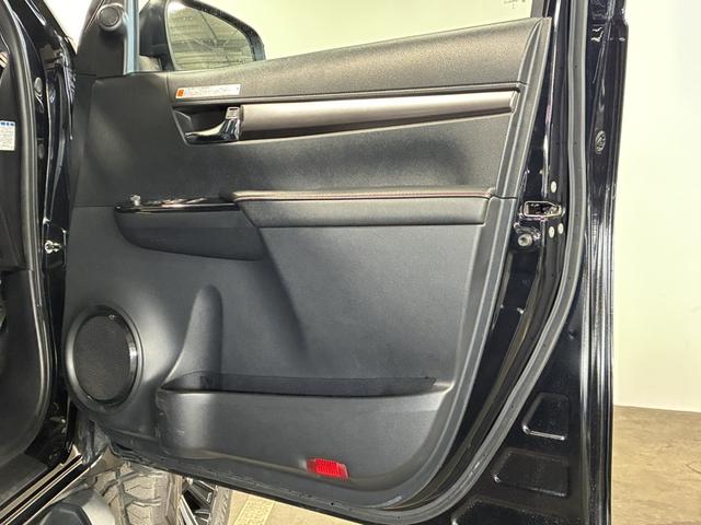 ハイラックス Ｚ　ＧＲスポーツ　３ｉｎｃリフトアップ／電動トノカバー／ウィンチバンパー／寒冷地仕様／アッパーマウント／レクセル１７インチアルミ／オープンカントリーＬＴ２８５／７０Ｒ１７／ＴＲＡＩＬウィンチバンパー（41枚目）