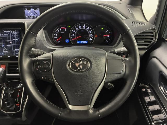 ヴォクシー ＺＳ　煌ＩＩＩ　１オ－ナ－／冬タイヤアルミ積込／寒冷地仕様／両側電動スライドドア／純正ナビ＆ＴＶ／純正エンジンスターター／ＬＥＤヘッドランプ／リヤオートエアコン／クルコン／トヨタセーフティセンス（26枚目）