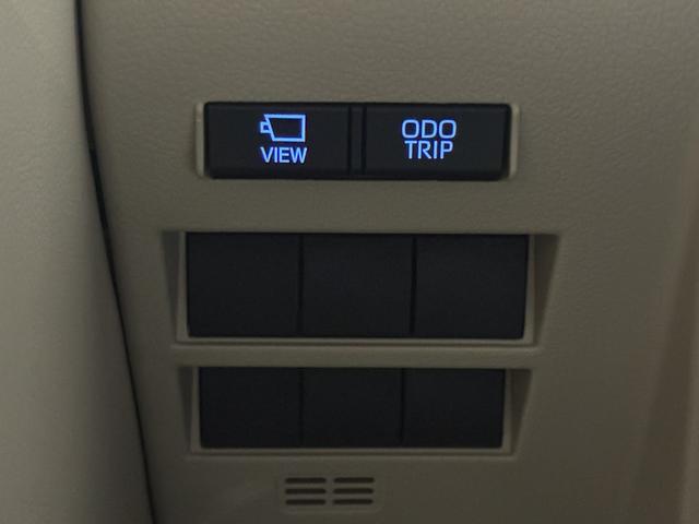 ランドクルーザー ＺＸ　モデリスタ前後／リアエンター／ＪＢＬ／寒冷地仕様／クールボックス／サンルーフ／パノラミックビューモニター／ルーフレール／シートクーラー＆ヒーター／ステアリングヒーター／トヨタセーフティ／純正ナビ＆ＴＶ（53枚目）