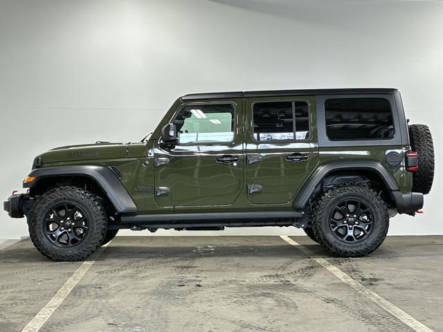 ジープ・ラングラーアンリミテッド ウィリス　１００台限定車／ＵＳ仕様バンパー／専用フロントグリル／専用１７インチＡＷ／ＡｐｐｌｅＣａｒＰｌａｙ／Ａｎｄｒｏｉｄ　Ａｕｔｏ／ＬＥＤヘッドライト／追従クルコン／Ｆ・Ｒ・Ｓカメラ／自動防眩ミラー（9枚目）