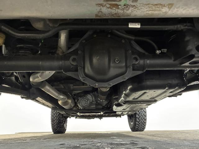 ジープ・ラングラーアンリミテッド ウィリス　１００台限定車／ＵＳ仕様バンパー／専用フロントグリル／専用１７インチＡＷ／ＡｐｐｌｅＣａｒＰｌａｙ／Ａｎｄｒｏｉｄ　Ａｕｔｏ／ＬＥＤヘッドライト／追従クルコン／Ｆ・Ｒ・Ｓカメラ／自動防眩ミラー（15枚目）