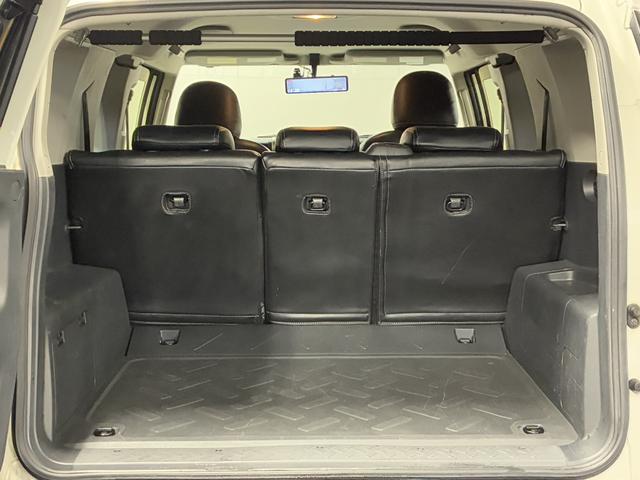 ＦＪクルーザー カラーパッケージ　夏・冬タイヤ付／ＰＥＮＤＬＴＯＮシートカバー／ＢａｊａＲａｃｋルーフキャリア／寒冷地仕様／Ｆ１インチアップ／ブラックグリル／ドラレコ付デジタルミラー／サイドステップ／純正ナビ＆ＴＶ／バックカメラ（26枚目）