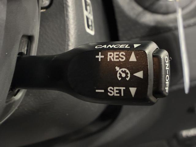 ＦＪクルーザー カラーパッケージ　夏・冬タイヤ付／ＰＥＮＤＬＴＯＮシートカバー／ＢａｊａＲａｃｋルーフキャリア／寒冷地仕様／Ｆ１インチアップ／ブラックグリル／ドラレコ付デジタルミラー／サイドステップ／純正ナビ＆ＴＶ／バックカメラ（35枚目）