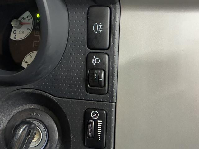 ＦＪクルーザー カラーパッケージ　夏・冬タイヤ付／ＰＥＮＤＬＴＯＮシートカバー／ＢａｊａＲａｃｋルーフキャリア／寒冷地仕様／Ｆ１インチアップ／ブラックグリル／ドラレコ付デジタルミラー／サイドステップ／純正ナビ＆ＴＶ／バックカメラ（50枚目）