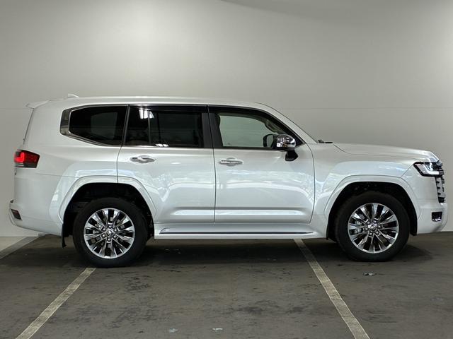 ランドクルーザー ＺＸ　ＪＢＬサウンド／サンルーフ／電動リアデフロック／タイヤ空気圧警報システム／シートクーラー＆シートヒーター／パノラミックビューモニター／ＨＵＤ／ワンオーナー／ベージュレザー／メーカーナビ／ＥＴＣ（6枚目）