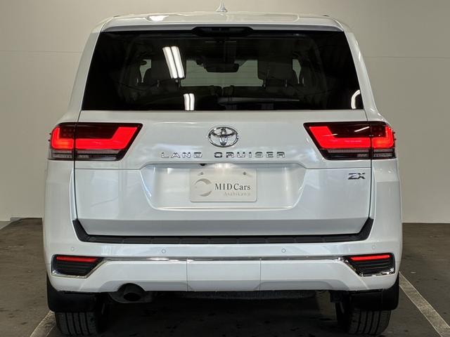 ランドクルーザー ＺＸ　ＪＢＬサウンド／サンルーフ／電動リアデフロック／タイヤ空気圧警報システム／シートクーラー＆シートヒーター／パノラミックビューモニター／ＨＵＤ／ワンオーナー／ベージュレザー／メーカーナビ／ＥＴＣ（8枚目）