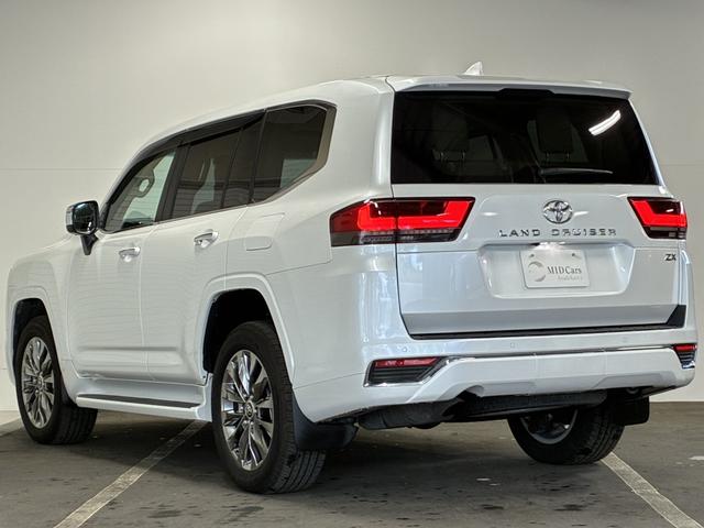 ランドクルーザー ＺＸ　ＪＢＬサウンド／サンルーフ／電動リアデフロック／タイヤ空気圧警報システム／シートクーラー＆シートヒーター／パノラミックビューモニター／ＨＵＤ／ワンオーナー／ベージュレザー／メーカーナビ／ＥＴＣ（9枚目）