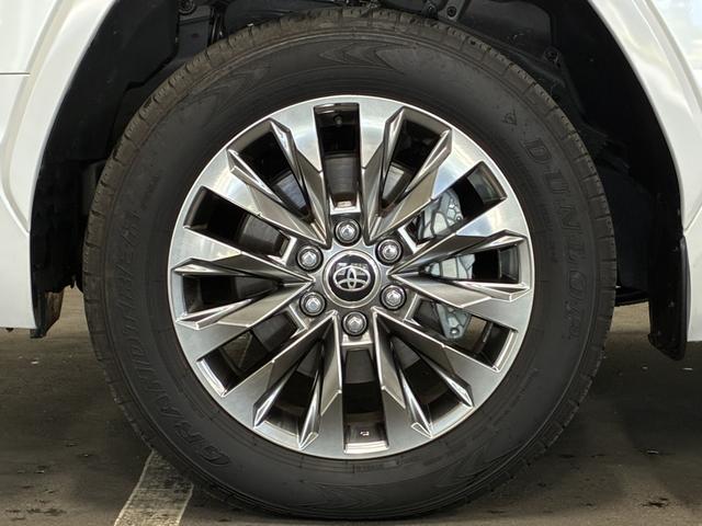 ランドクルーザー ＺＸ　ＪＢＬサウンド／サンルーフ／電動リアデフロック／タイヤ空気圧警報システム／シートクーラー＆シートヒーター／パノラミックビューモニター／ＨＵＤ／ワンオーナー／ベージュレザー／メーカーナビ／ＥＴＣ（11枚目）