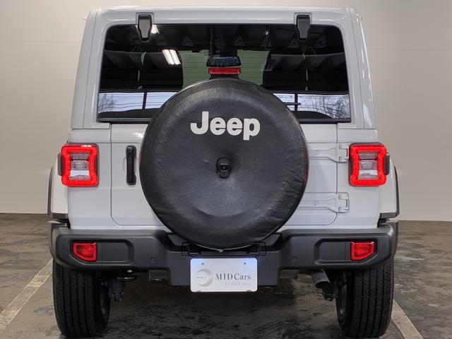 ジープ・ラングラーアンリミテッド サハラ　ドラレコ付きデジタルミラー／ＡｐｐｌｅＣａｒＰｌａｙ／アルパイン／純正１８インチＡＷ／黒革／シートヒーター／オートハイビーム／追従クルコン／サイドステップ／ＬＥＤヘッドライト／純正ナビ＆ＴＶ（7枚目）