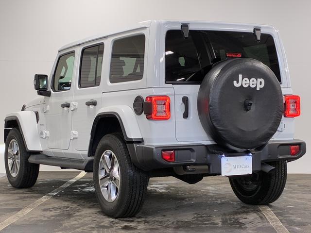 ジープ・ラングラーアンリミテッド サハラ　ドラレコ付きデジタルミラー／ＡｐｐｌｅＣａｒＰｌａｙ／アルパイン／純正１８インチＡＷ／黒革／シートヒーター／オートハイビーム／追従クルコン／サイドステップ／ＬＥＤヘッドライト／純正ナビ＆ＴＶ（8枚目）