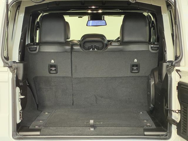 ジープ・ラングラーアンリミテッド サハラ　ドラレコ付きデジタルミラー／ＡｐｐｌｅＣａｒＰｌａｙ／アルパイン／純正１８インチＡＷ／黒革／シートヒーター／オートハイビーム／追従クルコン／サイドステップ／ＬＥＤヘッドライト／純正ナビ＆ＴＶ（20枚目）