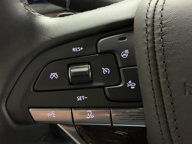 キャデラックエスカレード プラチナム　サンルーフ／ＡＫＧサウンド／後席モニター／後席ＴＶチューナー／ＡｐｐｌｅＣａｒＰｌａｙ＆ＡｎｄｒｏｉｄＡｕｔｏ／エアサス／電動サイドステップ／純正２２インチＡＷ／マトリックスＬＥＤヘッドライト／ＨＵＤ（40枚目）