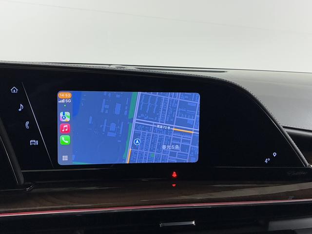 キャデラックエスカレード プラチナム　サンルーフ／ＡＫＧサウンド／後席モニター／後席ＴＶチューナー／ＡｐｐｌｅＣａｒＰｌａｙ＆ＡｎｄｒｏｉｄＡｕｔｏ／エアサス／電動サイドステップ／純正２２インチＡＷ／マトリックスＬＥＤヘッドライト／ＨＵＤ（46枚目）