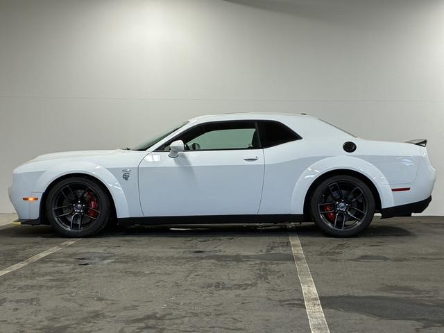 ダッジ・チャレンジャー SRT ヘルキャット 新車並行/フルオリジナル/ワイドボディ/サンルーフ/ハーマンカードン/Brembokキャリパー/AppleCarPlay&AndroidAuto/シートベンチレーション&ヒーター/ステアリングヒーター(11枚目)