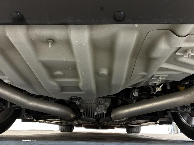 ダッジ・チャレンジャー SRT ヘルキャット 新車並行/フルオリジナル/ワイドボディ/サンルーフ/ハーマンカードン/Brembokキャリパー/AppleCarPlay&AndroidAuto/シートベンチレーション&ヒーター/ステアリングヒーター(22枚目)