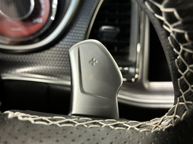 ダッジ・チャレンジャー SRT ヘルキャット 新車並行/フルオリジナル/ワイドボディ/サンルーフ/ハーマンカードン/Brembokキャリパー/AppleCarPlay&AndroidAuto/シートベンチレーション&ヒーター/ステアリングヒーター(37枚目)