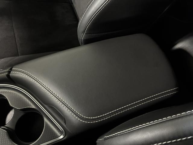 ダッジ・チャレンジャー SRT ヘルキャット 新車並行/フルオリジナル/ワイドボディ/サンルーフ/ハーマンカードン/Brembokキャリパー/AppleCarPlay&AndroidAuto/シートベンチレーション&ヒーター/ステアリングヒーター(49枚目)