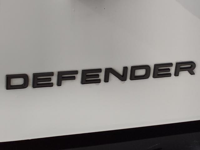 ディフェンダー １３０Ｘ－ダイナミックＨＳＥ　Ｄ３００　エクステンデッドブラックパック／コールドクライメート／４ゾーンクライメート／グロスブラックシグネチャーグラフィック／エアサス／サンルーフ／ＭＥＲＩＤＩＡＮ／ＡｐｐｌｅＣａｒＰｌａｙ／前後純正ドラレコ（15枚目）