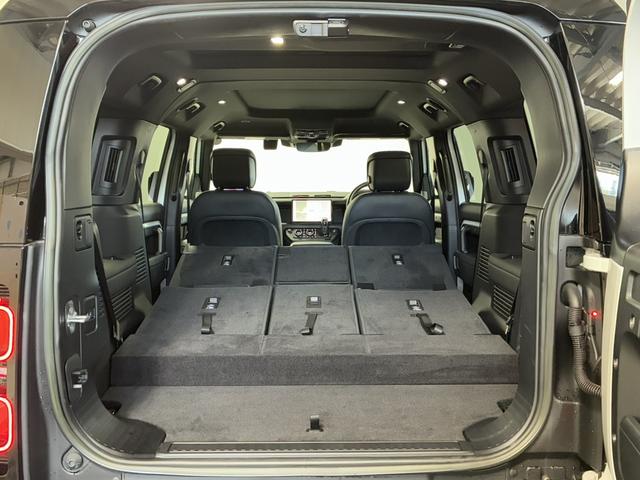 ディフェンダー １３０Ｘ－ダイナミックＨＳＥ　Ｄ３００　エクステンデッドブラックパック／コールドクライメート／４ゾーンクライメート／グロスブラックシグネチャーグラフィック／エアサス／サンルーフ／ＭＥＲＩＤＩＡＮ／ＡｐｐｌｅＣａｒＰｌａｙ／前後純正ドラレコ（36枚目）