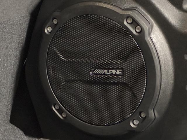 ジープ・ラングラーアンリミテッド サハラ　１オーナー／ルーフキャリア／ＡｐｐｌｅＣａｒＰｌａｙ＆ＡｎｄＡｕｔｏ／アルパイン／純正１８インチＡＷ／黒革／シートヒーター／ステアリングヒーター／オートハイビーム／追従クルコン／純正ナビ＆ＴＶ（25枚目）