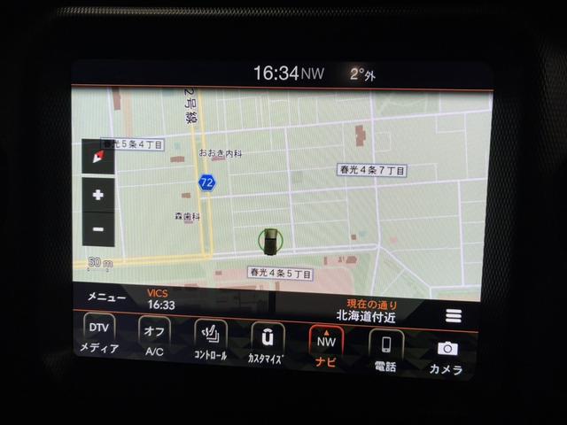 ジープ・ラングラーアンリミテッド サハラ　１オーナー／ルーフキャリア／ＡｐｐｌｅＣａｒＰｌａｙ＆ＡｎｄＡｕｔｏ／アルパイン／純正１８インチＡＷ／黒革／シートヒーター／ステアリングヒーター／オートハイビーム／追従クルコン／純正ナビ＆ＴＶ（33枚目）