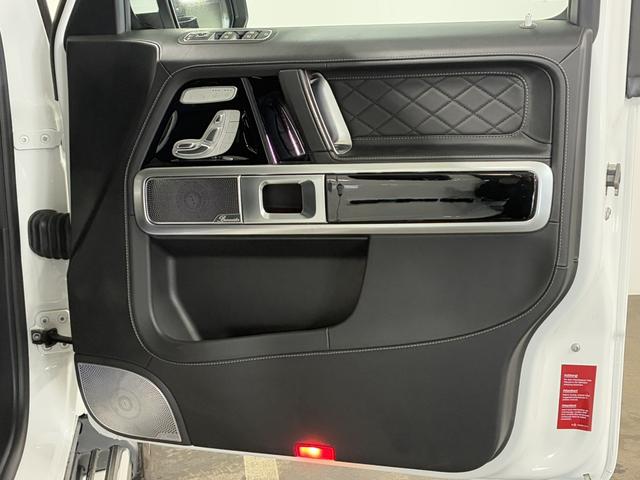 Ｇクラス Ｇ６３　ＡＭＧレザーエクスクルーシブＰＫＧ／サンルーフ／ダイヤモンドステッチレザー／ＡＭＧ純正２０インチＡＷ／リラクゼーション機能／シートベンチレーター／シートヒーター・プラス／Ｂｕｒｍｅｓｔｅｒ／純正ナビ（20枚目）