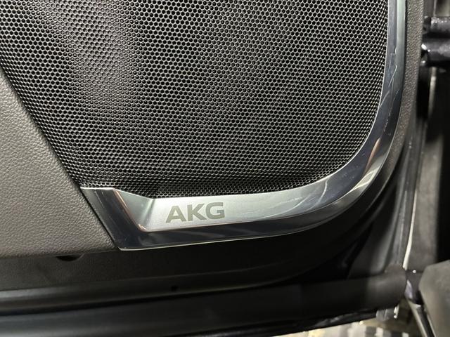 キャデラックエスカレード スポーツ２５ｔｈアニバーサリーエディション　２５周年特別１５台限定車／日本初採用カラー／ギャラクティックグレー／サンルーフ／ＡＫＧサウンド／後席モニター／ＡｐｐｌｅＣａｒＰｌａｙ＆ＡｎｄｒｏｉｄＡｕｔｏ／エアサス／デジタルインナーミラー／ＨＵＤ（29枚目）