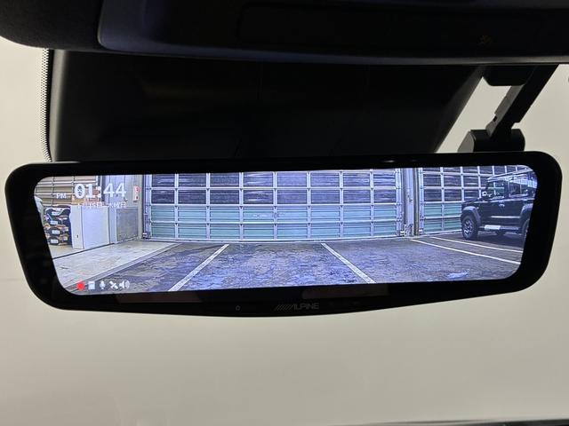 キャデラックエスカレード スポーツ２５ｔｈアニバーサリーエディション　２５周年特別１５台限定車／日本初採用カラー／ギャラクティックグレー／サンルーフ／ＡＫＧサウンド／後席モニター／ＡｐｐｌｅＣａｒＰｌａｙ＆ＡｎｄｒｏｉｄＡｕｔｏ／エアサス／デジタルインナーミラー／ＨＵＤ（43枚目）