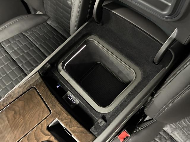 キャデラックエスカレード スポーツ２５ｔｈアニバーサリーエディション　２５周年特別１５台限定車／日本初採用カラー／ギャラクティックグレー／サンルーフ／ＡＫＧサウンド／後席モニター／ＡｐｐｌｅＣａｒＰｌａｙ＆ＡｎｄｒｏｉｄＡｕｔｏ／エアサス／デジタルインナーミラー／ＨＵＤ（66枚目）