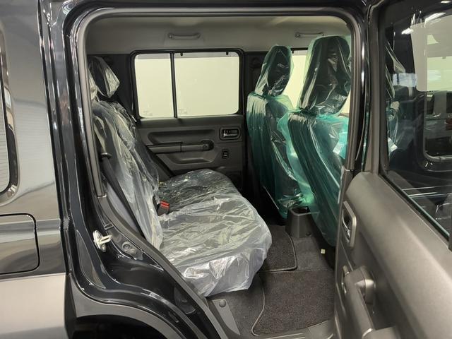 ジムニーノマド ＦＣ　登録済未使用車／フロアマット／サイドバイザー／デュアルブレーキサポート／追従クルコン／シートヒーター／純正１５インチアルミホイール／ＬＥＤヘッドランプ／リヤフォグランプ／ステアリングスイッチ（21枚目）
