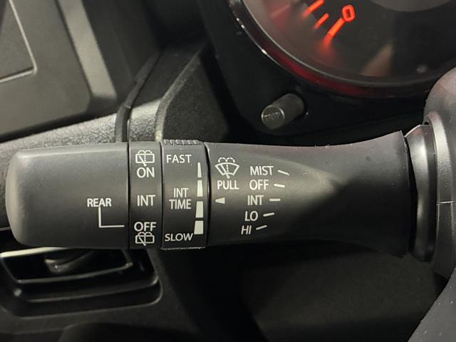 ジムニーノマド ＦＣ　登録済未使用車／フロアマット／サイドバイザー／デュアルブレーキサポート／追従クルコン／シートヒーター／純正１５インチアルミホイール／ＬＥＤヘッドランプ／リヤフォグランプ／ステアリングスイッチ（28枚目）