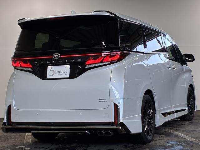 ���ЃR�[�e�B���O���ז������������Ă���܂��B�R�[�e�B���ƍז��������{�H���邱�Ƃɂ��A�V�Ԏ��̂悤�ȋP�������߂��Ă���܂��B