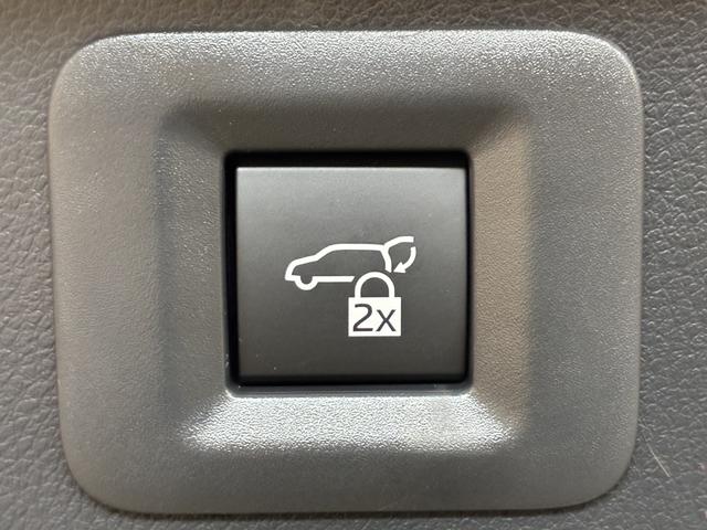 �y�d���e�[���Q�[�g�z�X�C�b�`�P�Ńg�����N���J�ł��邽�߁A�d���ו���傫�ȉו���ς݉��낵����ۂɑ劈�􂵂܂��B