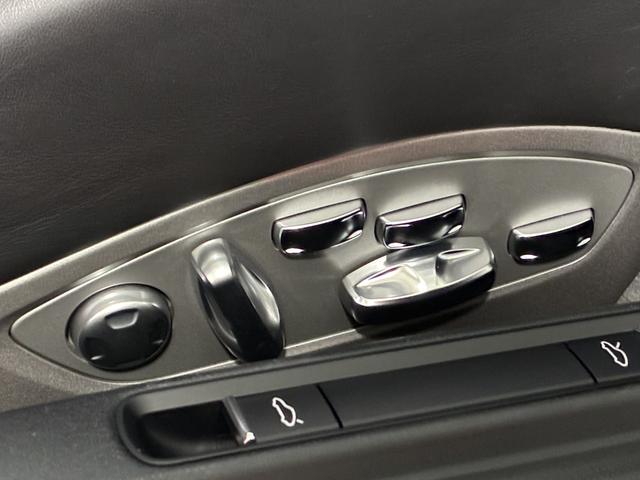 �y�p���[�V�[�g�z�d���ŃV�[�g�𒲐����邽�߁A�ׂ����V�[�g�ʒu��ݒ肷�邱�Ƃ��\�ł��B