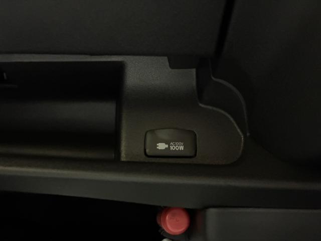 ハイエースバン ロングスーパーＧＬ　ダークプライムＳ　登録済未使用車／２０周年特別仕様車／両側パワースライドドア／寒冷地仕様／デジタルインナーミラー／サイドバイザー／２０周年記念スカッフプレート／専用ショックアブソーバー／クリアスモーク加飾ＬＥＤライト（50枚目）