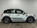ＭＩＮＩ クーパーＳＤ　クロスオーバーオール４アンテイムドＥＤ　特別仕様車／シートヒーター／ハーマンカードン／ライビングアシストＰ／ＡｐｐｌｅＣａｒＰｌａｙ／ブラックエクステリア／電動リアゲート／ＬＥＤヘッドライト／ワイヤレスチャージング／クルコン（5枚目）