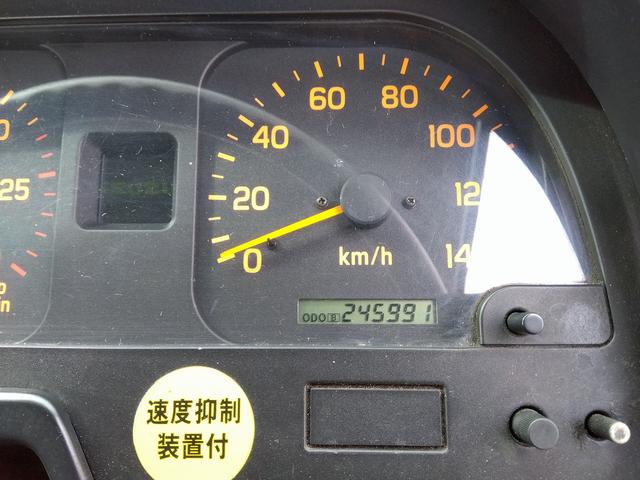 ギガ 　タンクローリー　ＫＬ－ＣＹＧ２３Ｐ４　青木製作所（24枚目）