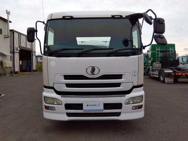 クオン 　タンクローリー　ＡＤＧ－ＣＶ４ＹＬ　玉屋工業（2枚目）