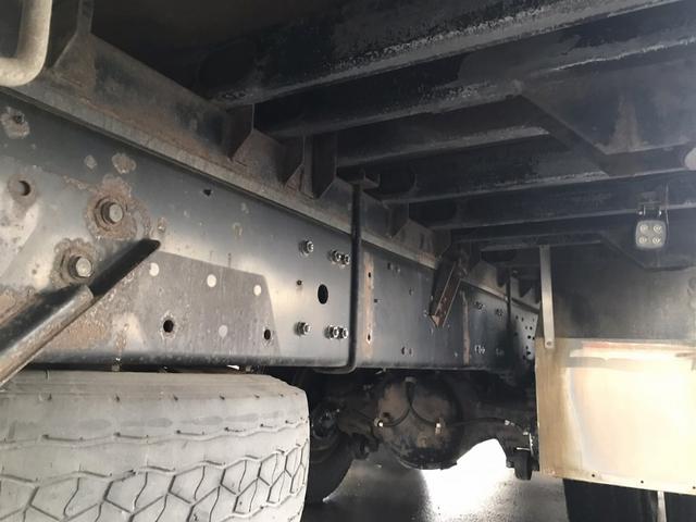 スーパーグレート 　平ボディ（原木運搬車）　ＱＰＧ－ＦＶ６０ＶＺ（12枚目）