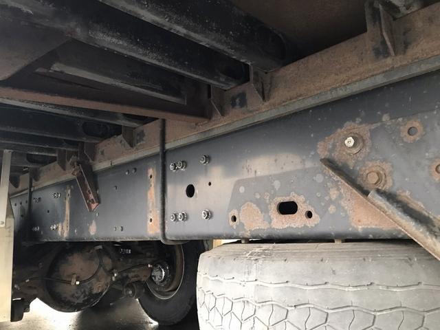 スーパーグレート 　平ボディ（原木運搬車）　ＱＰＧ－ＦＶ６０ＶＺ（15枚目）