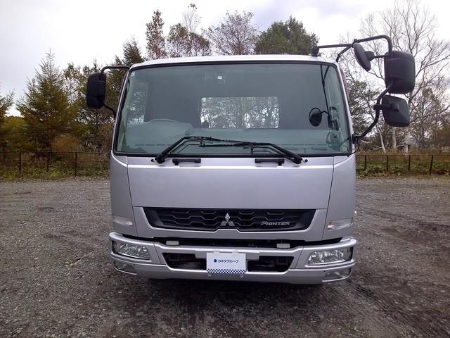 ファイター 　平ボディコンテナ専用車　ＱＫＧ－ＦＫ６２ＦＺ（2枚目）