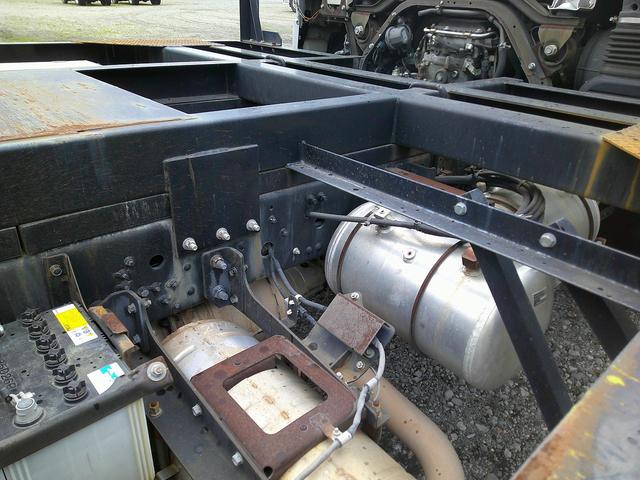 ファイター 　平ボディコンテナ専用車　ＱＫＧ－ＦＫ６２ＦＺ（9枚目）