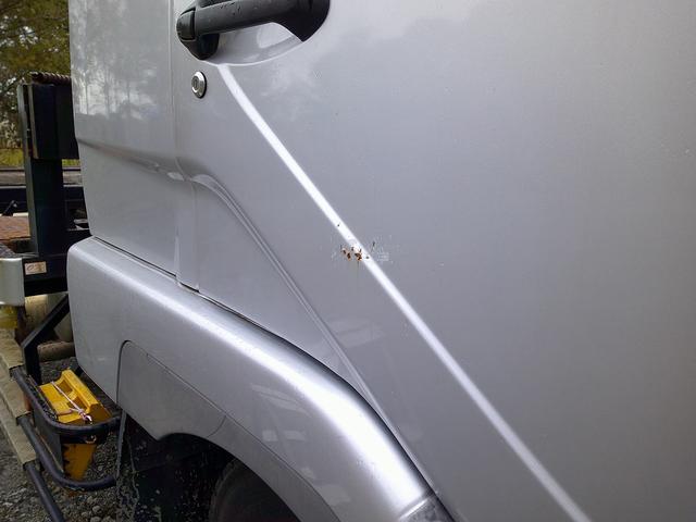 ファイター 　平ボディコンテナ専用車　ＱＫＧ－ＦＫ６２ＦＺ（16枚目）