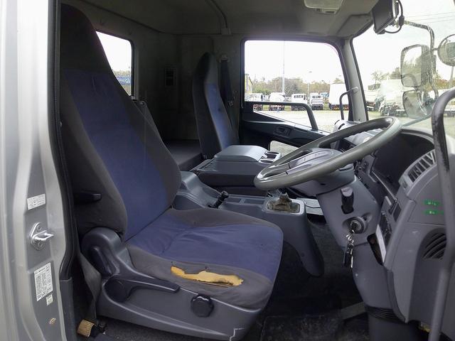 ファイター 　平ボディコンテナ専用車　ＱＫＧ－ＦＫ６２ＦＺ（21枚目）