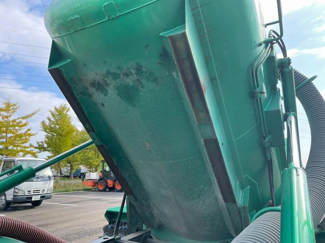 ファイター 　汚泥吸引車　ＰＤＧ－ＦＫ６１Ｒ　兼松エンジニアリング（10枚目）