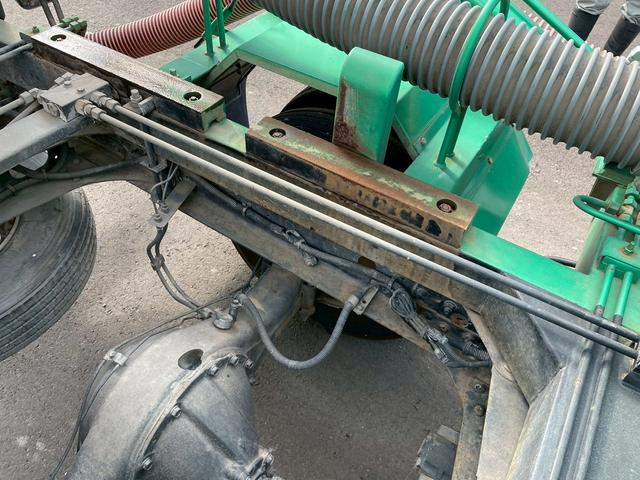 ファイター 　汚泥吸引車　ＰＤＧ－ＦＫ６１Ｒ　兼松エンジニアリング（15枚目）