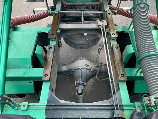 ファイター 　汚泥吸引車　ＰＤＧ－ＦＫ６１Ｒ　兼松エンジニアリング（17枚目）